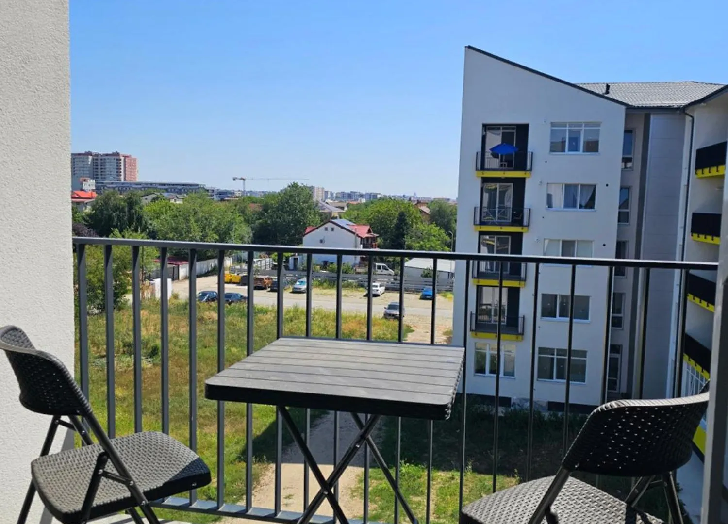 Elegant & Relaxing Gem Apartment Bucharest Romania