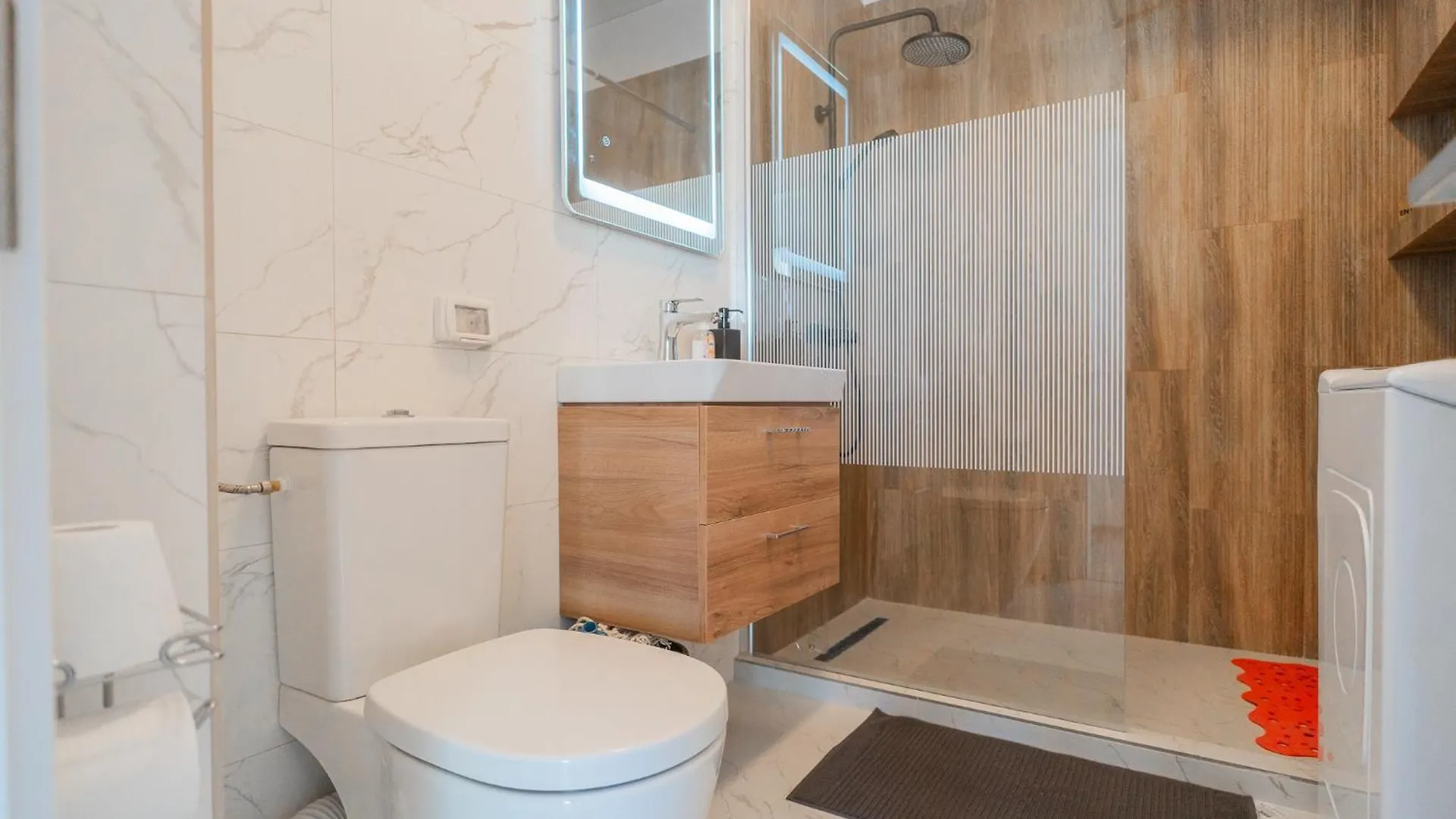 Elegant & Relaxing Gem Apartment Bucharest
